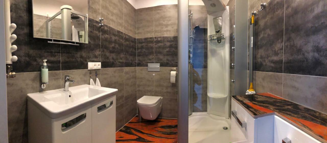 Luxapartament 1 - Z Widokiem I Garazem W Nowym Zeta Park Ustroń Εξωτερικό φωτογραφία